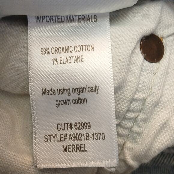 AGOLDE SZ 25 Merrel Mid Rise Straight Jean Color: Cinema Blue/Medium Indigo - Picture 6 of 6